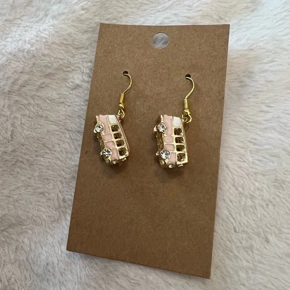 3D Volkswagen VW Bus earrings - Picture 2 of 3